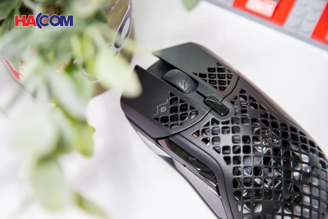 69599_chuot_gaming_co_day_steelseries_aerox_5_62401_006.JPG 10