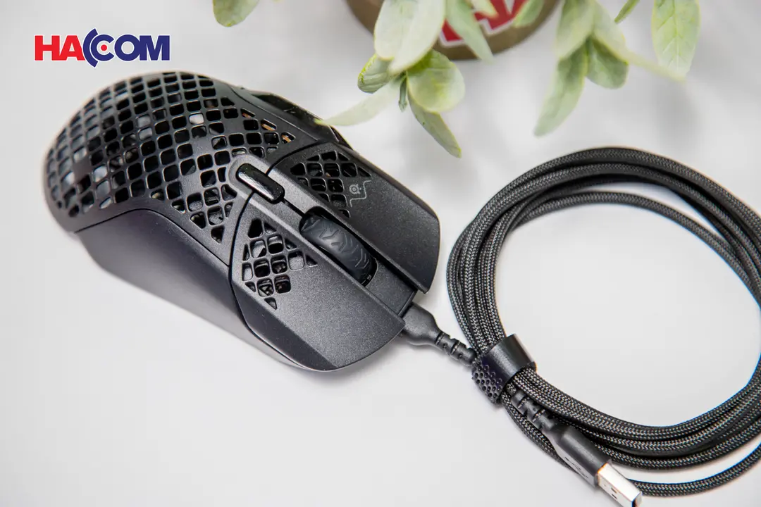 69599_chuot_gaming_co_day_steelseries_aerox_5_62401_011.JPG 15