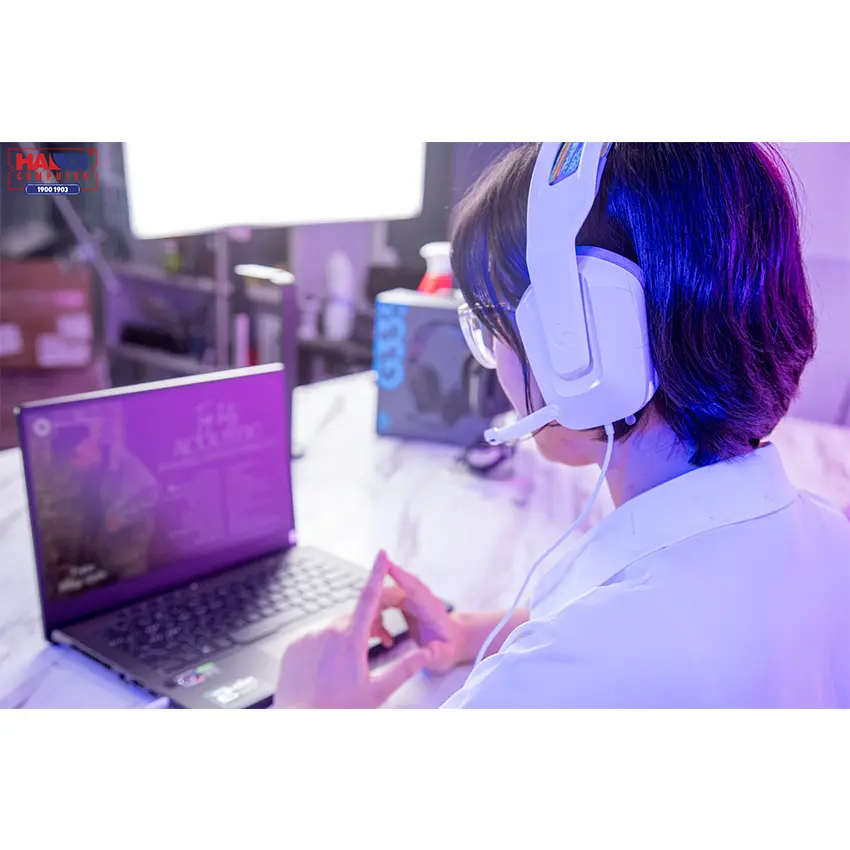60621_tai_nghe_gaming_logitech_g335_trang_11.jpg 14