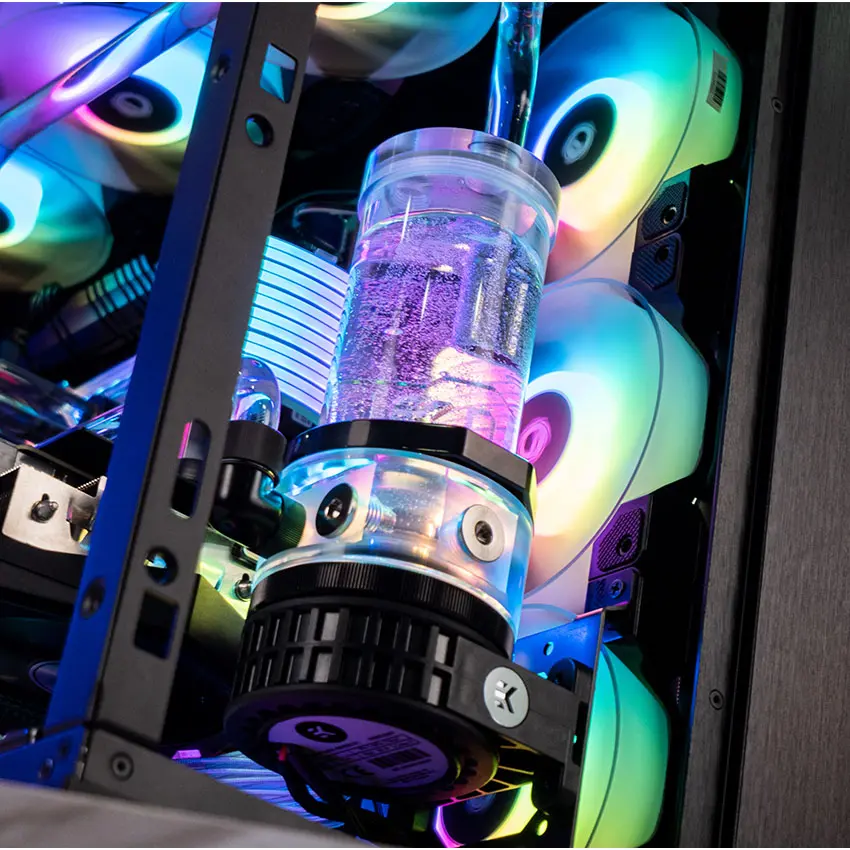 60850_lian_li_pc_o11_dynamic_watercooling__4_.jpg 4