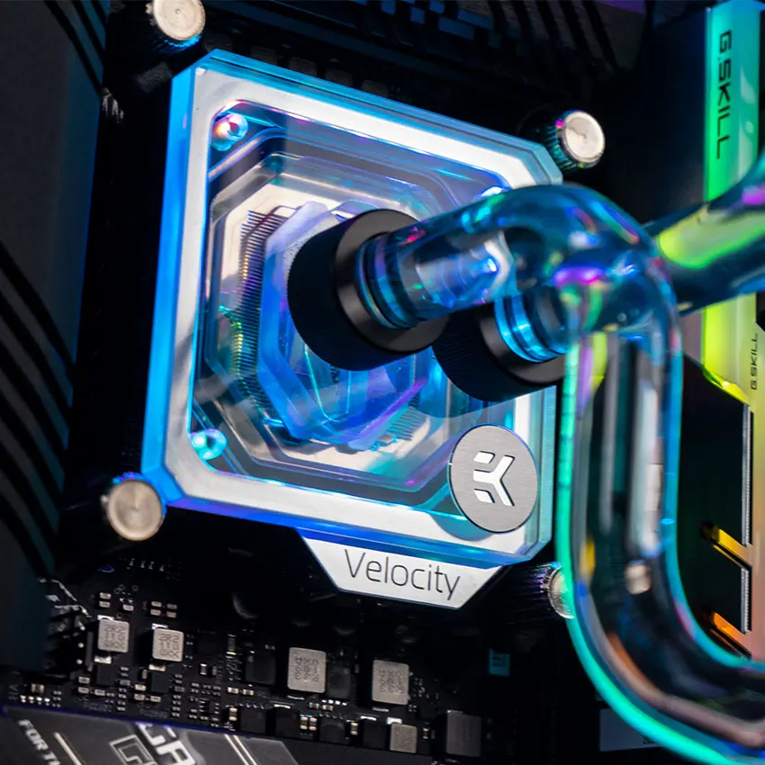 60850_lian_li_pc_o11_dynamic_watercooling__8_.jpg 7