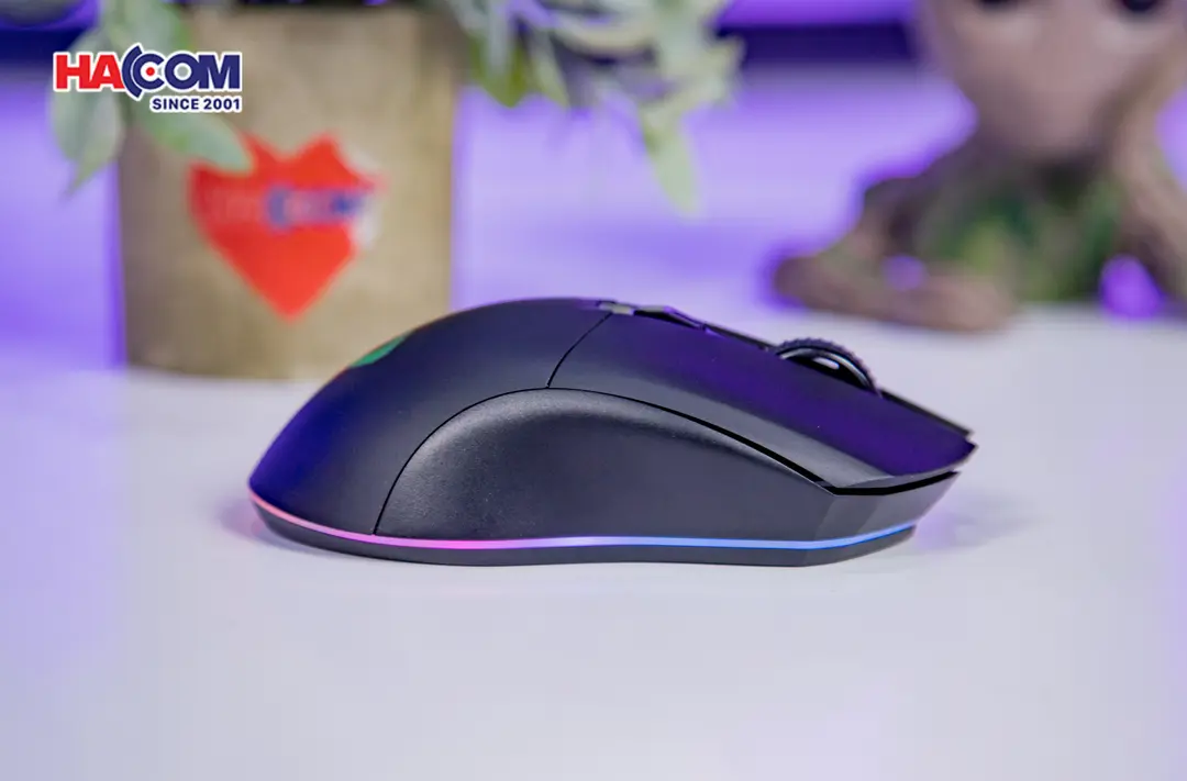 61628_chuot_game_khong_day_dareu_em901x_den_usb_06.JPG 9