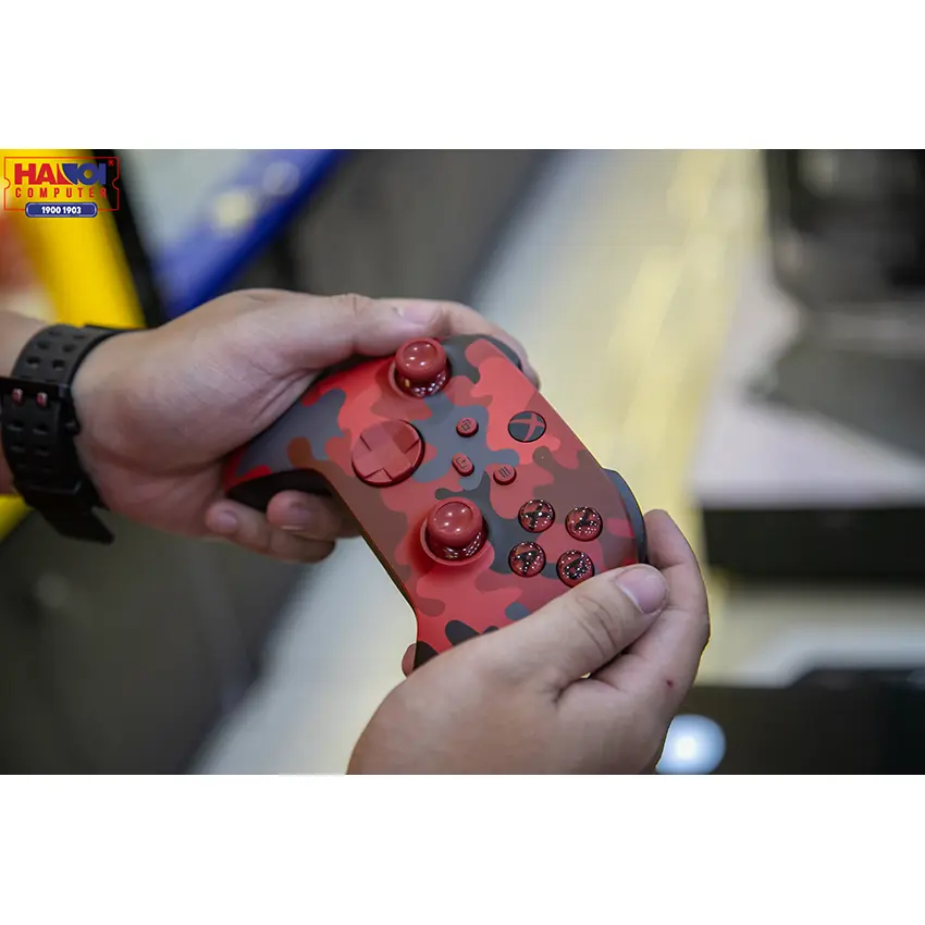 61832_tay_cam_choi_game_khong_day_xbox_one_series_x_daystrike_camo_3.jpg 6