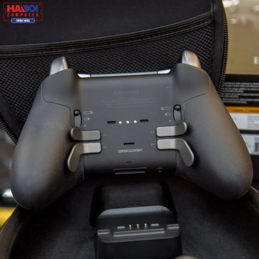 62305_tay_cam_choi_game_khong_day_microsoft_xbox_one_elite_series_2_black_010.jpg 13
