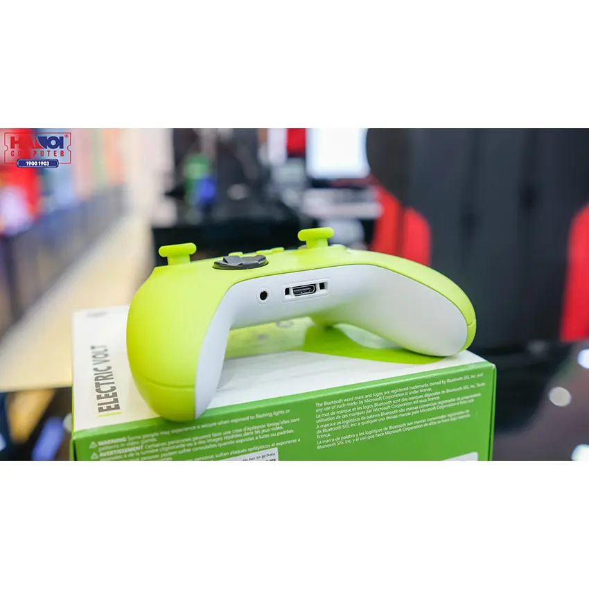 63287_tay_cam_choi_game_xbox_series_x_controller_electric_volt_07.jpg 12