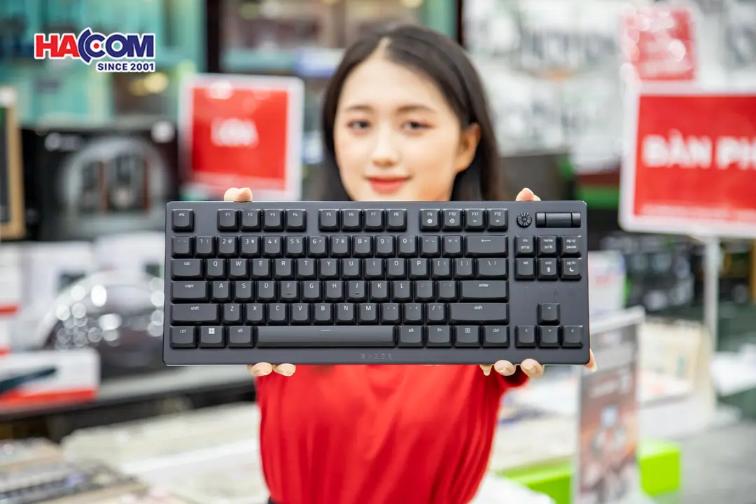 63911_ban_phim_razer_huntsman_v2_tenkeyless_optical_linear_red_sw_rz03_03940100_r3m1_02.JPG 4