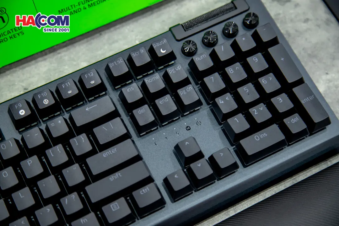 74514_ban_phim_co_gaming_co_day_razer_blackwidow_v4_pro_yellow_switch_rz03_04681800_r3m1_011.JPG 12