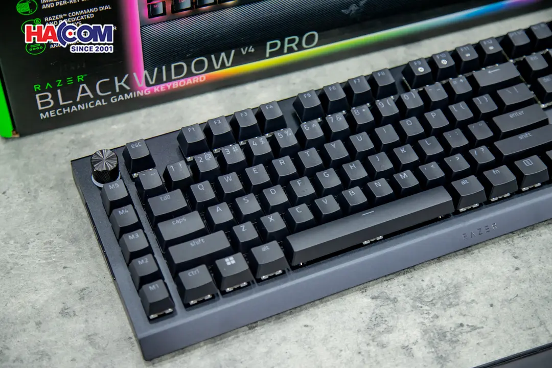74514_ban_phim_co_gaming_co_day_razer_blackwidow_v4_pro_yellow_switch_rz03_04681800_r3m1_04.JPG 5
