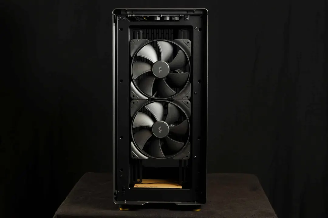 76226_vo_case_fractal_design_north_black_02.jpg 7