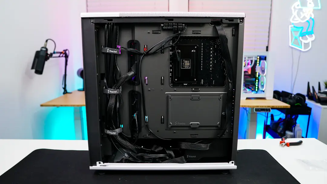 76228_vo_case_fractal_design_north_chalk_white_08.jpg 8