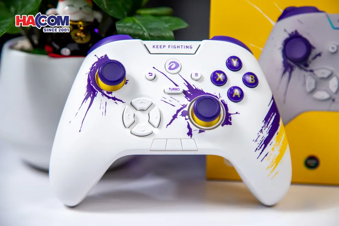 77514_tay_cam_choi_game_khong_day_dareu_h105_white_purple_006.JPG 10