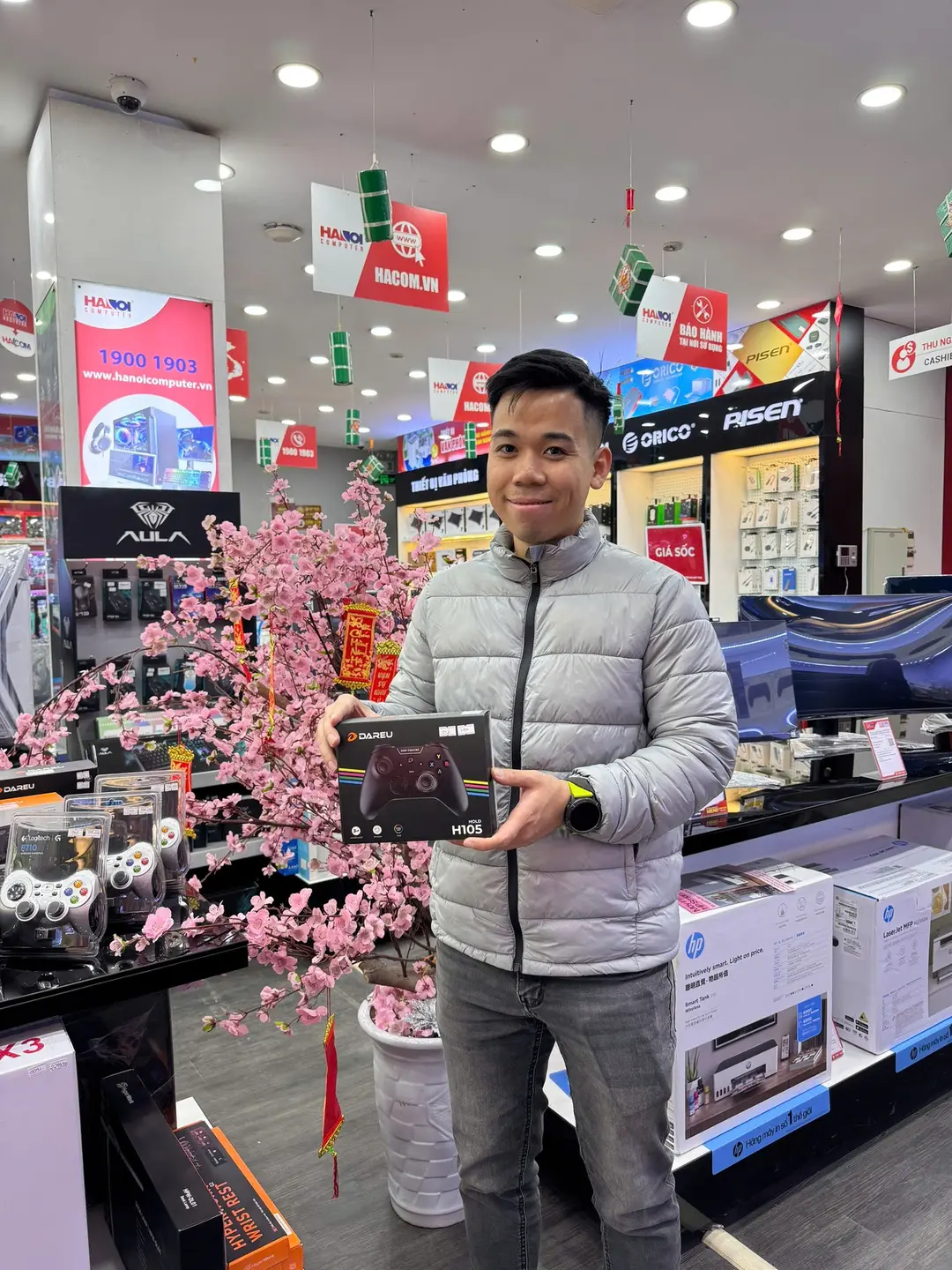 77512_tay_cam_choi_game_khong_day_dareu_h105_black_kh.jpg 14