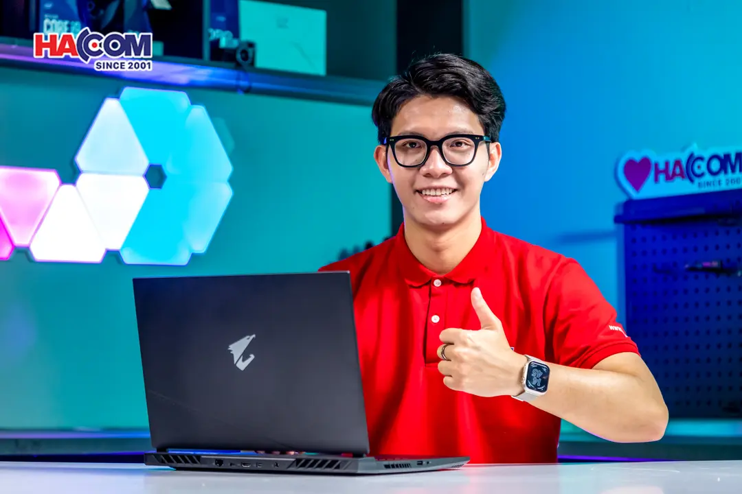 72995_laptop_gigabyte_gaming_aorus_15_9mf_e2vn583sh_01.JPG 7