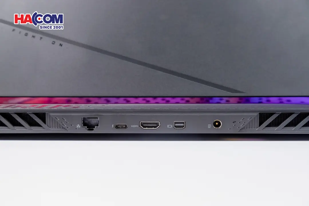 72995_laptop_gigabyte_gaming_aorus_15_9mf_e2vn583sh_08.JPG 14