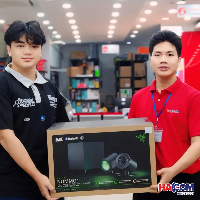 73563_loa_razer_nommo_v2___2_1___m__u___en.jpg 8