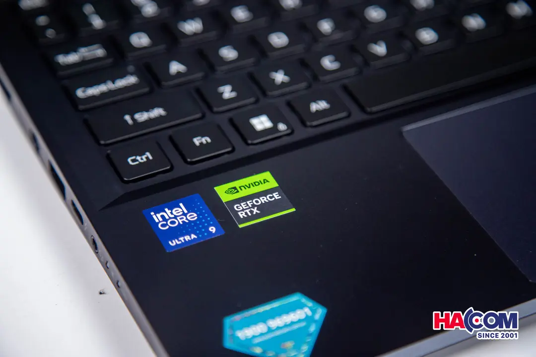 85793_laptop_acer_predator_helios_neo_14_phn14_51_96hg_nh_qrnsv_001_ultra_9_185h_32gb_1tb_ssd_rtx4070_8g_14__9_.jpg 15