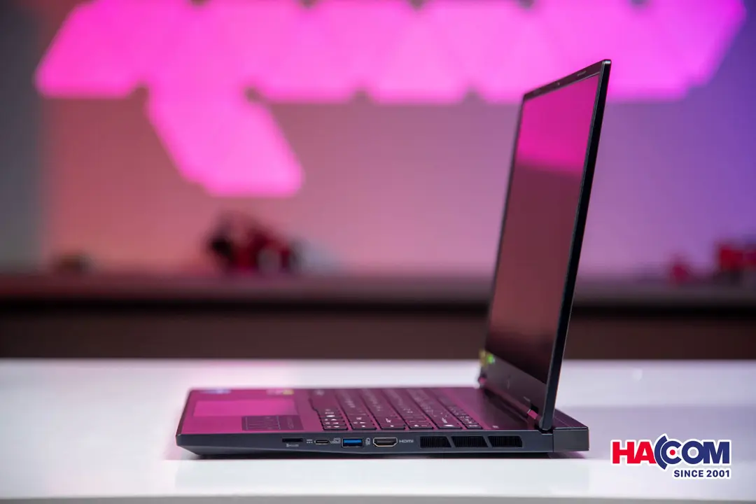 85793_laptop_acer_predator_helios_neo_14_phn14_51_96hg_nh_qrnsv_001_ultra_9_185h_32gb_1tb_ssd_rtx4070_8g_14__11_.jpg 17