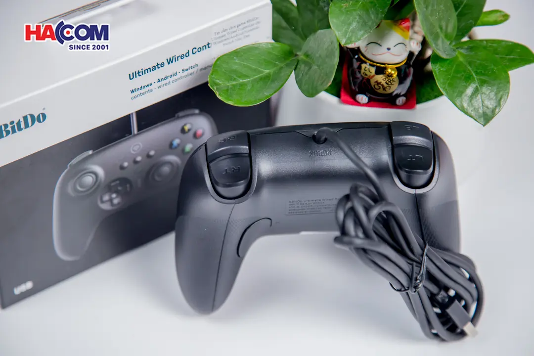 86007_tay_cam_choi_game_8bitdo_ultimate_wired_controller_cho_windows_android_nintendo_switch_mau_den_1_03.JPG 6