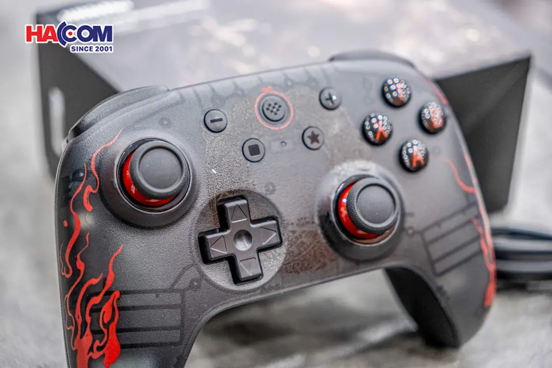 86154_tay_cam_choi_game_8bitdo_ultimate_2c_wireless_black_myth_wukong_006.JPG 10