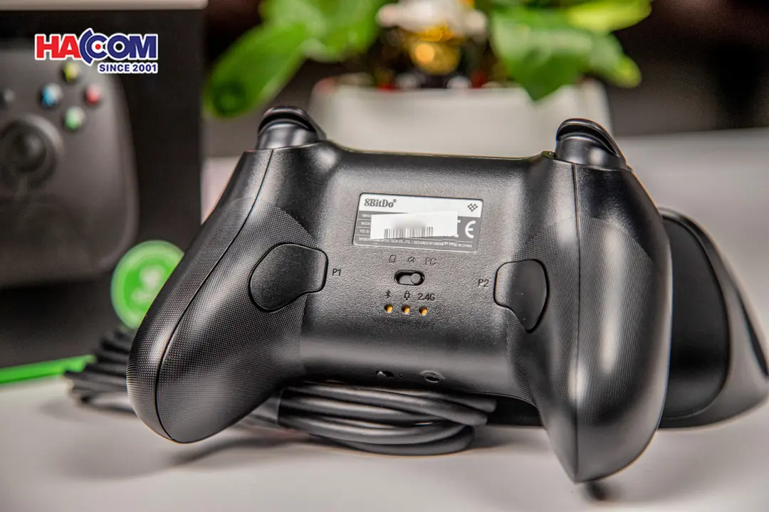 86156_tay_cam_choi_game_8bitdo_ultimate_3_mode_controller_for_xbox_kem_dock_sac_06.JPG 7