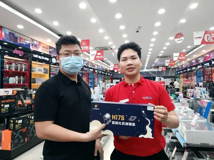 86207_ban_phim_co_leobog_hi75_xanh_duong_trang_space_berry_nimbus_v3_switch_kh01.jpg 6
