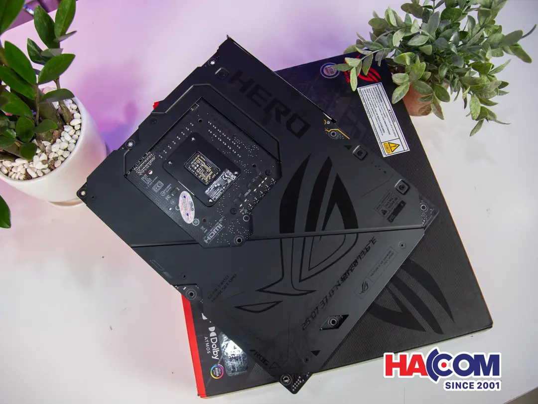 86791_mainboard_asus_rog_maximus_z890_hero_at__1_.jpg 9