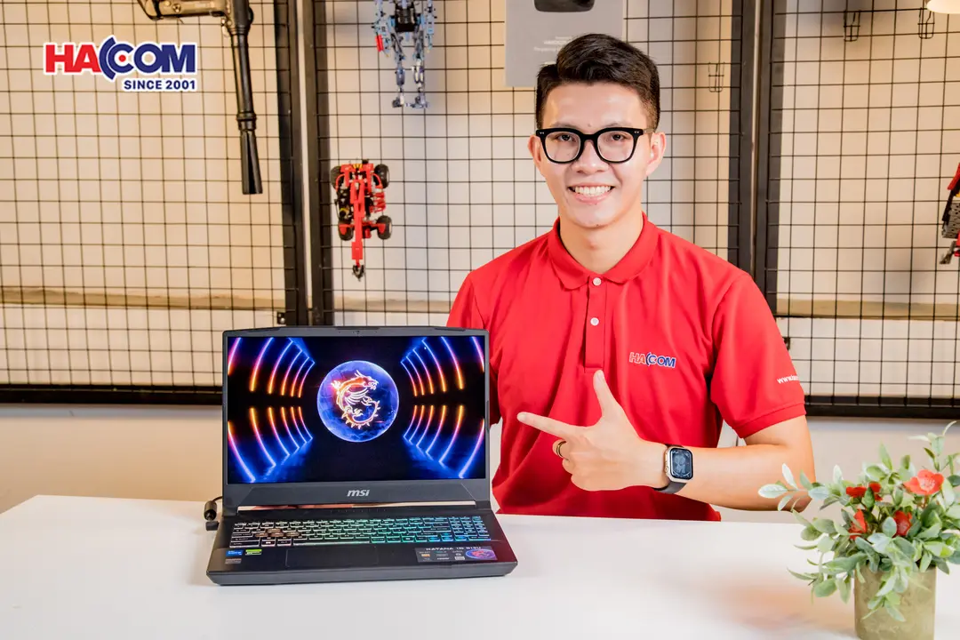 87889_laptop_msi_katana_15_b13udxk_2270vn_02.JPG 9