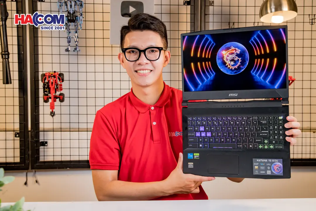 87889_laptop_msi_katana_15_b13udxk_2270vn_03.JPG 10