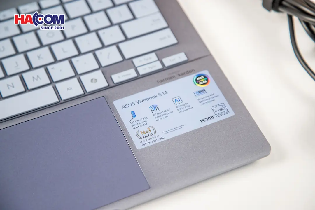 88567_laptop_asus_vivobook_s5406sa_pp059ws_ultra_7_258v_09.JPG 17