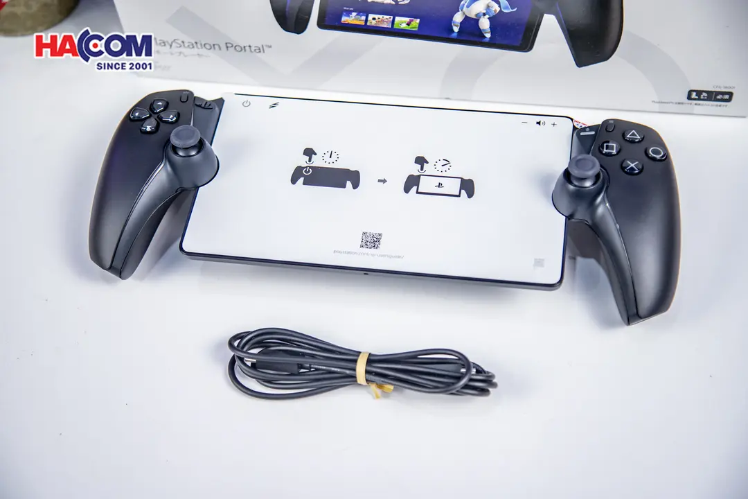 89405_playstation_portal_remote_player_for_ps5_console_mau_den_05.JPG 7