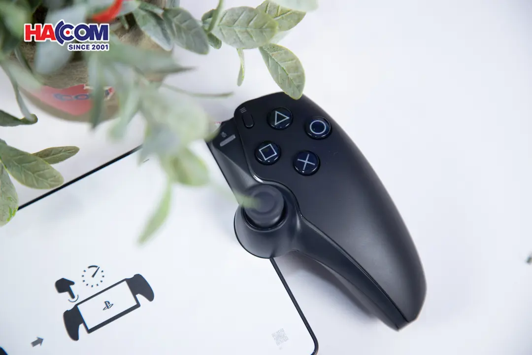 89405_playstation_portal_remote_player_for_ps5_console_mau_den_08.JPG 10