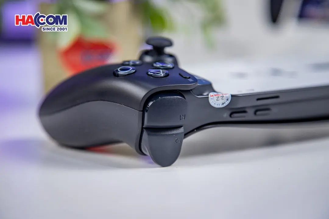 89405_playstation_portal_remote_player_for_ps5_console_mau_den_015.JPG 17