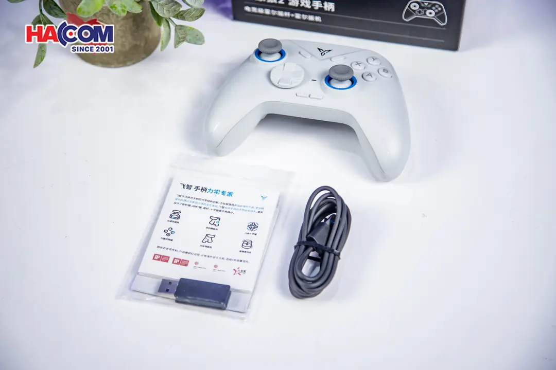 89524_tay_cam_choi_game_flydigi_direwolf_2_mau_xam_04.JPG 6