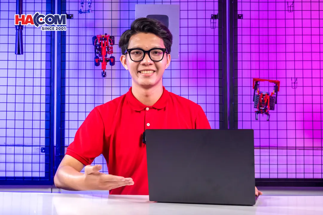 89673_laptop_asus_zenbook_14_um3406ka_pp555ws_r7_ai_350_01.JPG 9