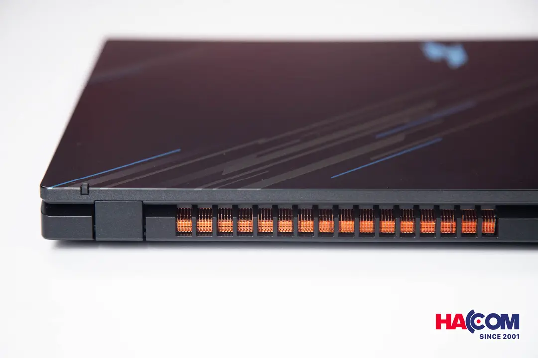 82350_laptop_acer_gaming_nitro_v_anv15_51_91t5_nh_qqesv_009_i9_13900h_16gb_ram_512gb_ssd_rtx4060_8gb_15__3_.jpg 11