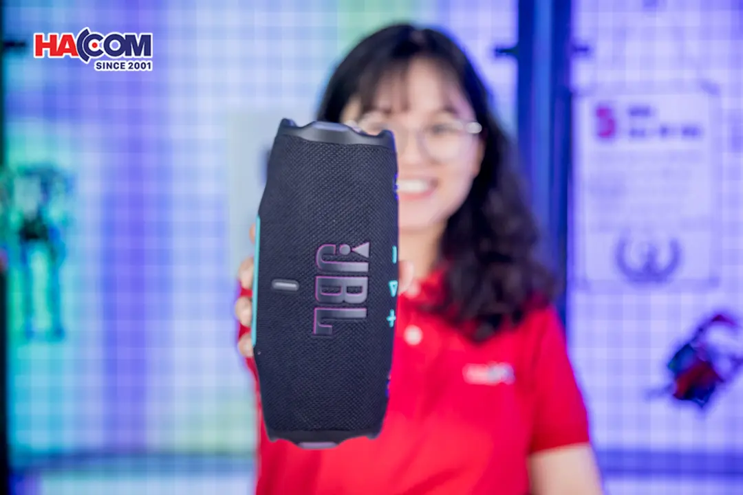 90674_loa_bluetooth_jbl_charge_6_mau_den_cam_05.JPG 10
