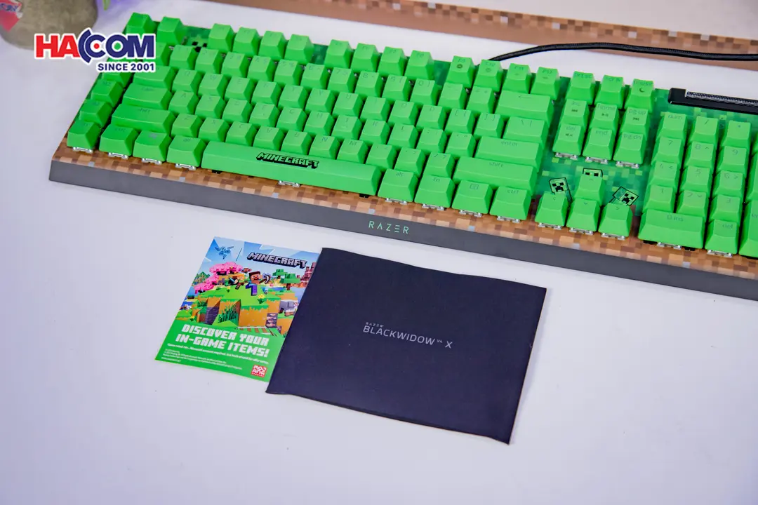 90787_ban_phim_razer_blackwidow_v4_x_green_switch_minecraft_edition_04.JPG 6