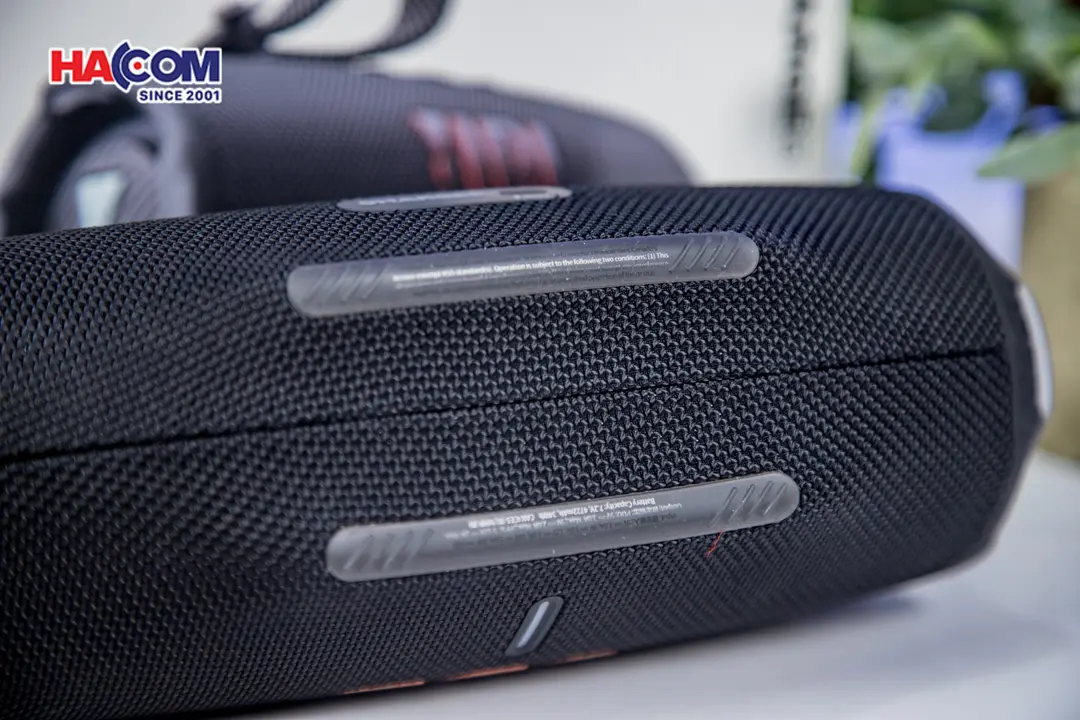90901_loa_bluetooth_jbl_charge_6_mau_den_011.JPG 16