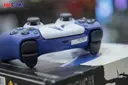 68294_tay_cam_choi_game_sony_ps5_dualsense_god_of_war_ragnarok_007.JPG 11