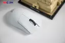68798_chuot_game_khong_day_razer_deathadder_v3_pro_ergonomic_white_rz01_04630200_r3a1_005.JPG 8