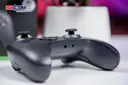 86002_tay_cam_choi_game_8bitdo_ultimate_wired_controller_cho_xbox_windows_mau_den_hall_effect_joystick_05.JPG 6