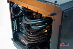 44393_modding_pc_thermaltake_view71_st_04_9.jpg 8