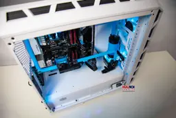 44887_modding_pc_coolermaster_h500p_white_mesh_ht_31_azure_blue_kow_edition_5.jpg 3