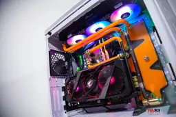 45129_modding_pc_lianli_pc_a550w_ht_35_luxury_royal_fire_11.jpg 10