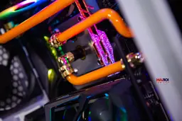 45129_modding_pc_lianli_pc_a550w_ht_35_luxury_royal_fire_6.jpg 5