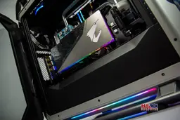 45787_modding_pc_coolermaster_c700m_ht_41_abyssal_crystal_7.jpg 6