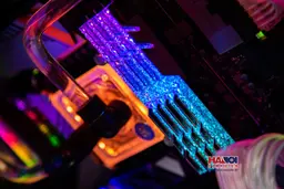 46009_modding_pc_thermaltake_level20_gt_ht_42_aorus_suroa_6.jpg 5