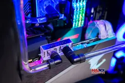 46009_modding_pc_thermaltake_level20_gt_ht_42_aorus_suroa_11.jpg 10