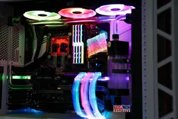 46447_modding_pc_coolermaster_h500p_white_mesh_ht_43_trinity_4.jpg 3