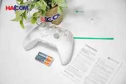 47805_tay_game_khong_day_xbox_one_s_phantom_white_002.JPG 5